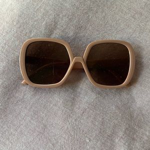 Tan sunnies with triangle bridge